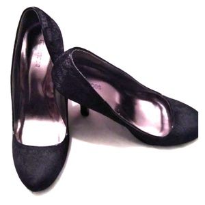 Maurices Black Lace stilleto heel size 7